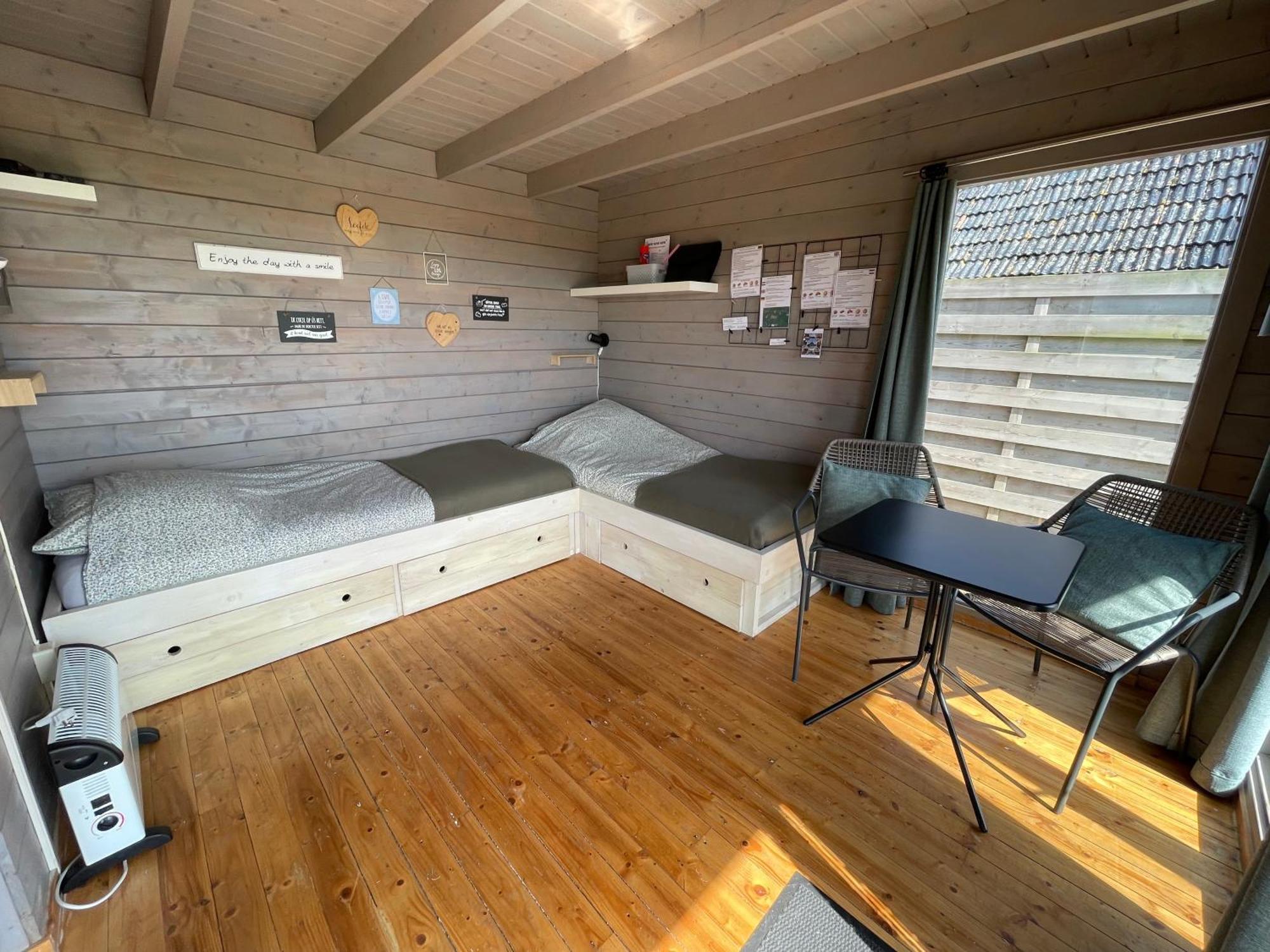 Hitzum Logeerboerderij De Salixヴィラ エクステリア 写真